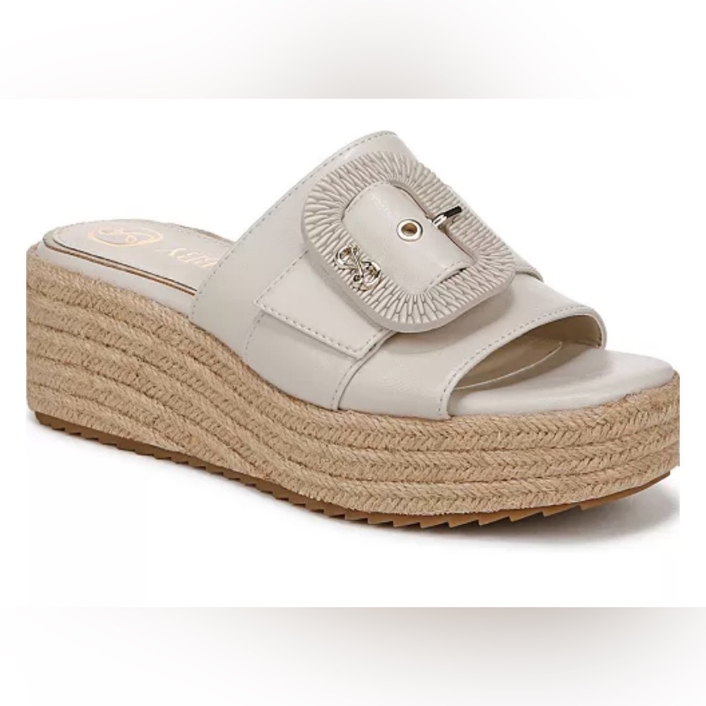 UEC Sam and Libby
Women's Crysta Buckle Platform Wedge Sandals Sz 7.5